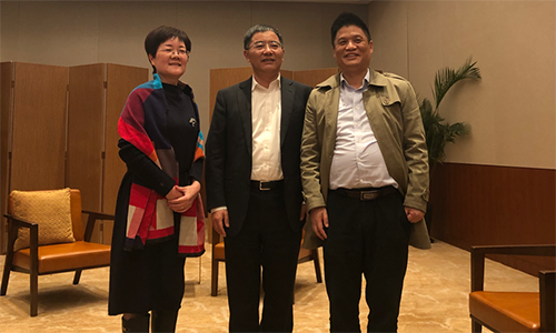 镇江市市长张叶飞接见诺亚体育董事长杨冰之一行