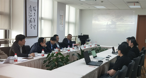 舟山市常务副市长许小月一行莅临舟山诺亚体育集团座谈交流